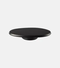 Dune wooden cake stand by Kelly Wearstler Dune wooden cake stand by Kelly Wearstler