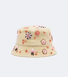 Embroidered canvas bucket hat Embroidered canvas bucket hat