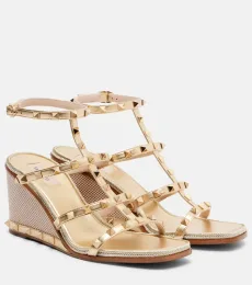 Espadrilles compensées Rockstud 80 en cuir Espadrilles compensées Rockstud 80 en cuir