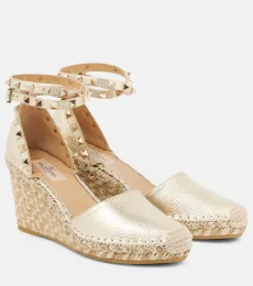 Espadrilles compensées Rockstud en cuir métallisé