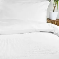 Flame Retardant Cellular Blanket BS 7175(178x228 cm) Flame Retardant Cellular Blanket BS 7175(178x228 cm)