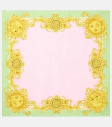 Foulard en soie Foulard en soie