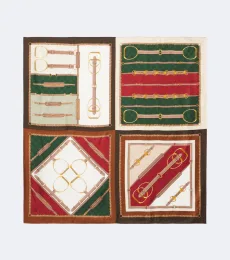 Foulard en twill de soie Foulard en twill de soie