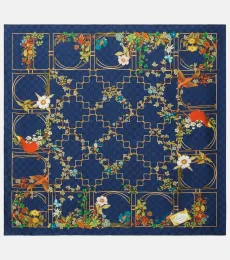 Foulard GG en soie à fleurs Foulard GG en soie à fleurs