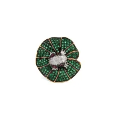 Frog on a Green Leaf Ring