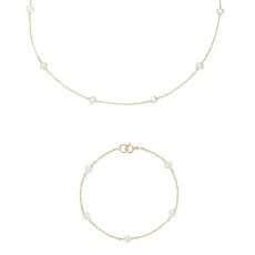 Gold Ten Pearl Choker and Five Pearl Bracelet Gift Set Gold Ten Pearl Choker and Five Pearl Bracelet Gift Set