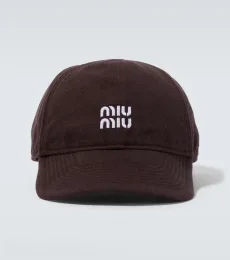 Gorra en denim con logo Gorra en denim con logo