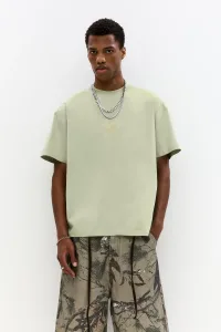 Green T-Shirt With Embroidered Flowers - Pale green