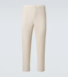 Homme Plissé Issey Miyake Pantalones rectos Tuxedo Pleats Homme Plissé Issey Miyake Pantalones rectos Tuxedo Pleats