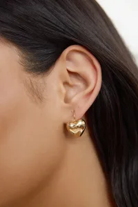Into Love Earrings Gold Into Love Earrings Gold
