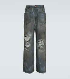 Jeans anchos con rotos