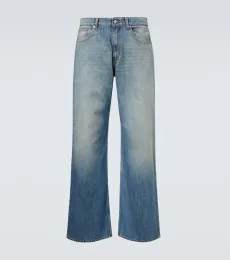 Jeans rectos de tiro medio Jeans rectos de tiro medio