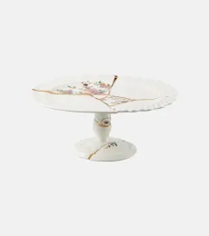 Kintsugi gold-plated porcelain cake stand by Marcantonio Raimondi Malerba Kintsugi gold-plated porcelain cake stand by Marcantonio Raimondi Malerba