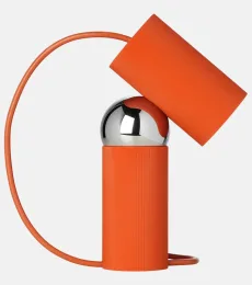 Lampe d'appoint Bilboquet par Philippe Malouin, prise UE Lampe d'appoint Bilboquet par Philippe Malouin, prise UE