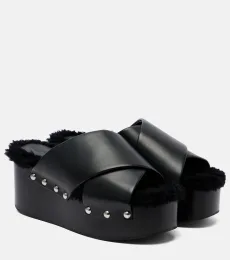Le Monde Béryl Mules compensées en cuir à clous Le Monde Béryl Mules compensées en cuir à clous