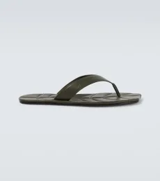 Leaf leather thong sandals Leaf leather thong sandals