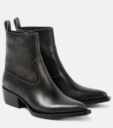 Leather ankle boots Leather ankle boots