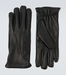 Leather gloves Leather gloves