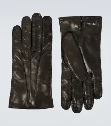 Leather gloves Leather gloves