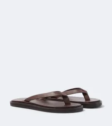 Leather thong sandals Leather thong sandals