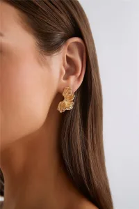 Luxe Vibe Earrings Gold Luxe Vibe Earrings Gold