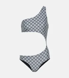 Maillot de bain GG asymétrique à découpes Maillot de bain GG asymétrique à découpes