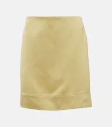 Mini-jupe en satin Mini-jupe en satin