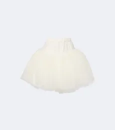 Mini-jupe en tulle Mini-jupe en tulle