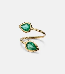 Moi and Toi 18kt gold ring with emeralds