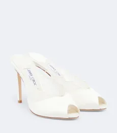 Mules Brigitte en satin à dentelle Mules Brigitte en satin à dentelle