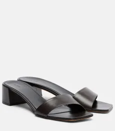 Mules Chocolate de piel Mules Chocolate de piel