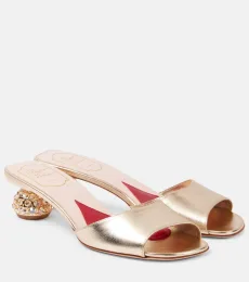 Mules de piel metalizada adornadas