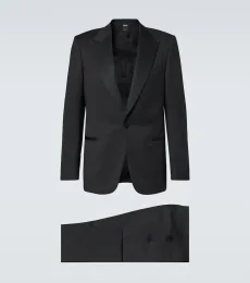 Multiseason wool suit Multiseason wool suit