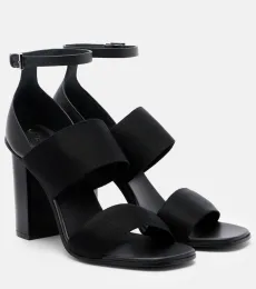 Ode sandals Ode sandals