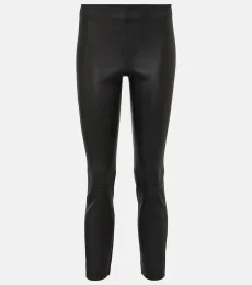 Pantalones ajustados cropped de piel Pantalones ajustados cropped de piel