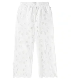 Pantalones rectos Layla de encaje floral