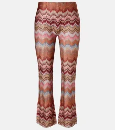 Pantalones slim cropped de tiro alto en zigzag Pantalones slim cropped de tiro alto en zigzag