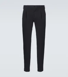 Pantalones tapered plisados de algodón Pantalones tapered plisados de algodón