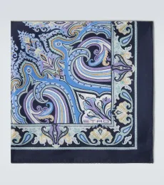 Pañuelo de bolsillo de seda con paisley Pañuelo de bolsillo de seda con paisley