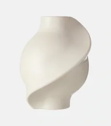 Pirout 02 ceramic vase