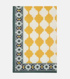 Plaza Medium linen tablecloth