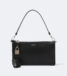 Pochette en cuir Pochette en cuir