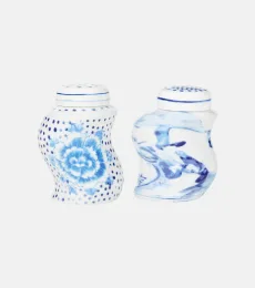 Porcelain salt and pepper shakers Porcelain salt and pepper shakers
