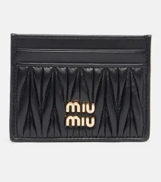 Porte-cartes matelassé à logo Porte-cartes matelassé à logo