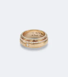 Possession Decor Palace 18kt rose gold ring with diamonds Possession Decor Palace 18kt rose gold ring with diamonds