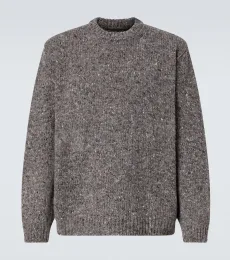 Pull Four Stitches en laine vierge Pull Four Stitches en laine vierge