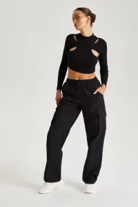 Pull Wide Leg Cargo Trouser 10 Pull Wide Leg Cargo Trouser 10