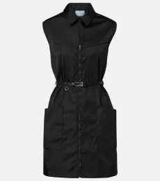 Robe à ceinture en Re-Nylon Robe à ceinture en Re-Nylon