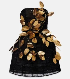 Robe de cocktail à ornements Robe de cocktail à ornements
