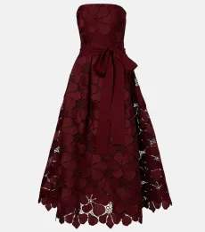 Robe de cocktail en guipure et soie mélangée Robe de cocktail en guipure et soie mélangée
